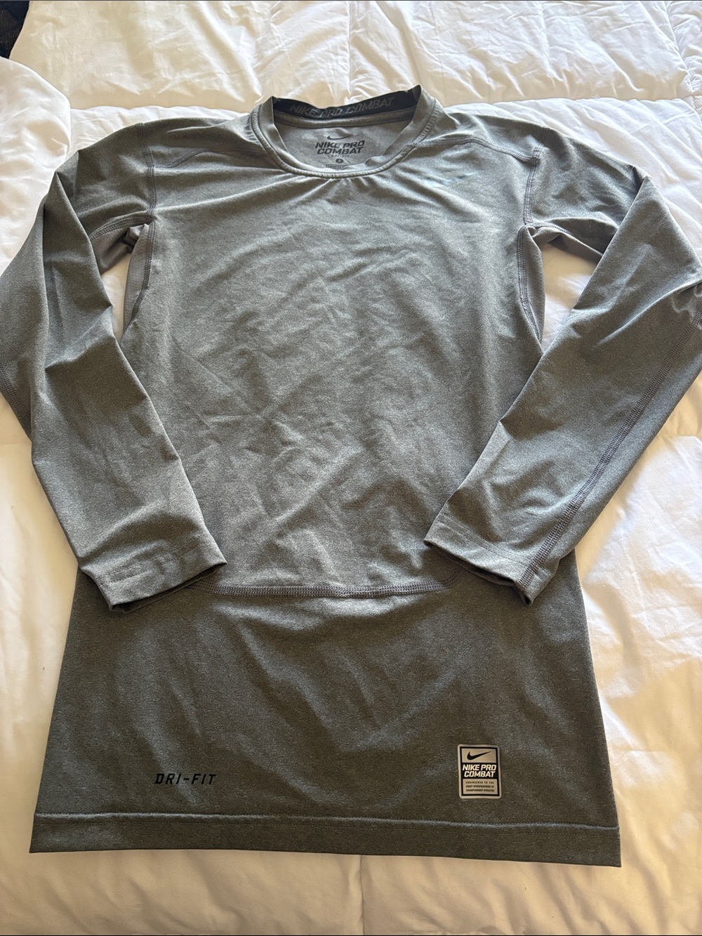 Nike Long-Sleeve Dri-FIT Performance Shirt in Grey